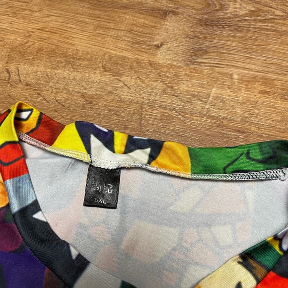 Graphic tee - Picture 3 of 4